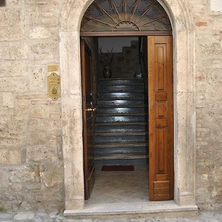 Il Ciclamino Bed And Breakfast Асколи Пичено Екстериор снимка