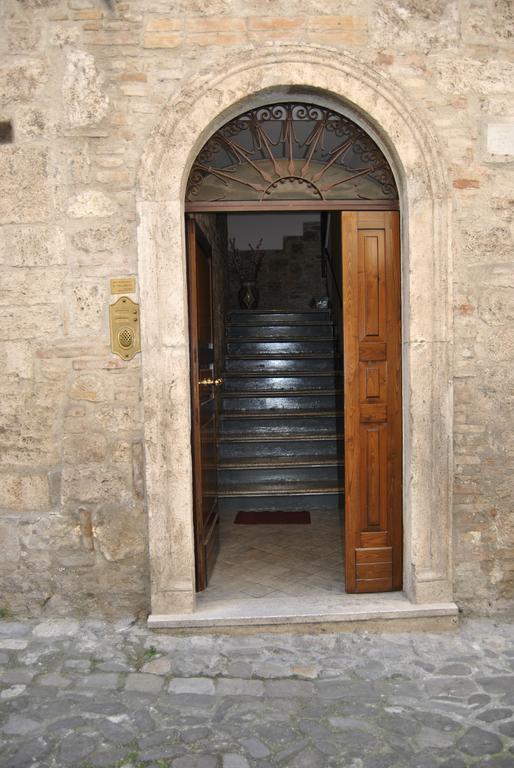Il Ciclamino Bed And Breakfast Асколи Пичено Екстериор снимка